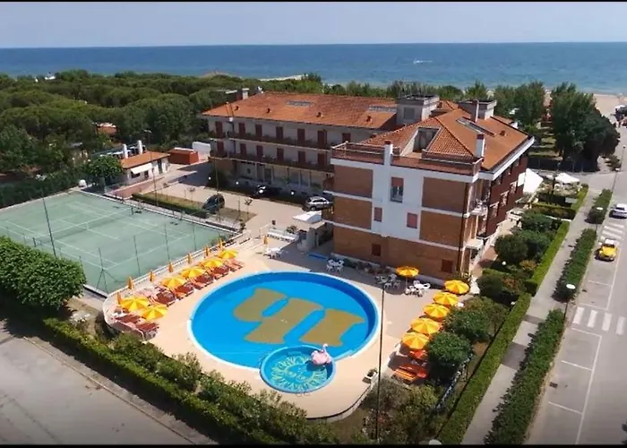 Hotel International