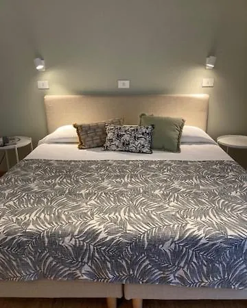 International Hotel 3*
