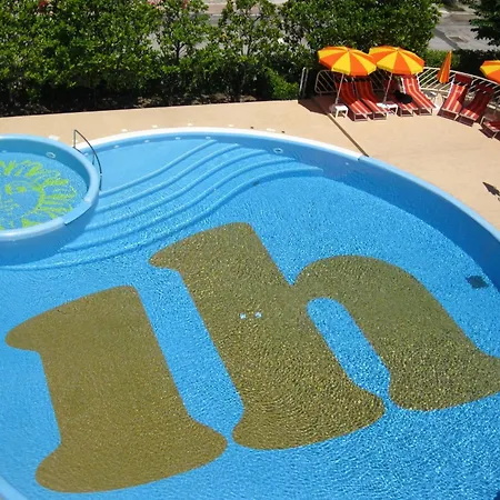 Hotel International